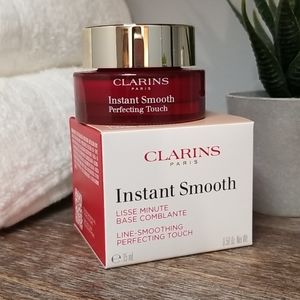 Clarins Paris - Instant Smooth Perfecting Touch